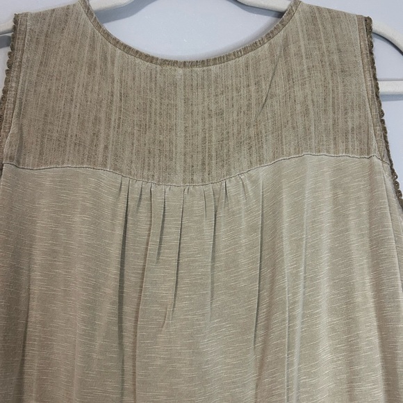 Cato Tan Sleeveless Blouse, Size M - Picture 6 of 8